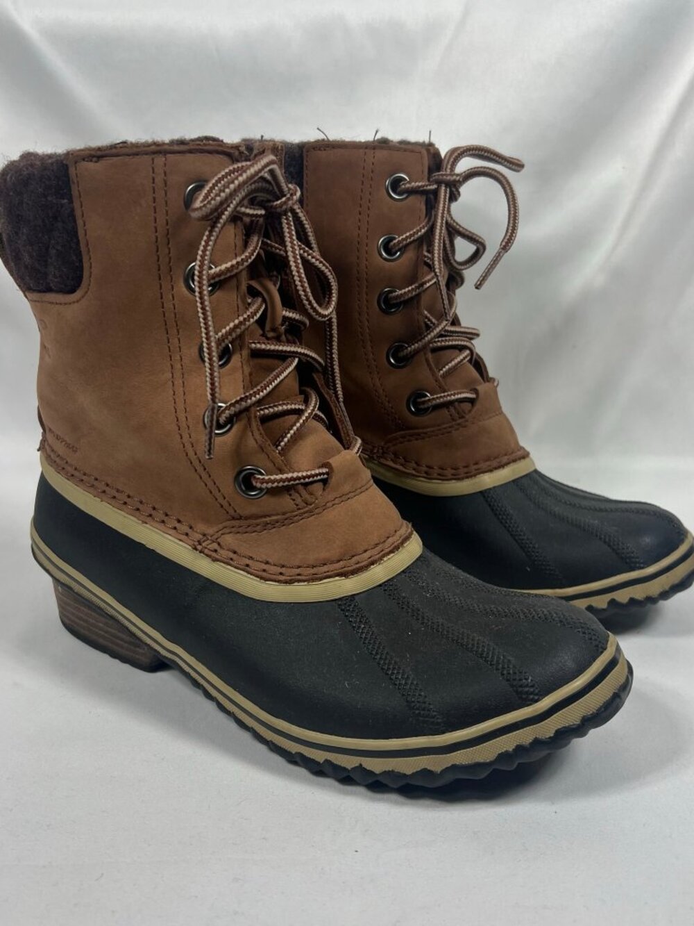 Sorel Boots Womens Slimpack Lace II Duck Boots 9.5 Waterproof Outdoor Gorpcore